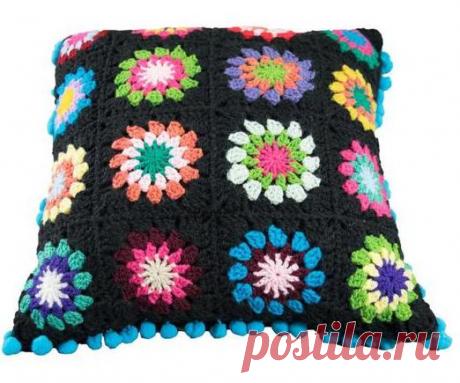 Подушка из цветочных мотивов крючком | Вязание для всей семьи