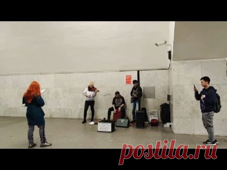 Музыкальные площадки в московском метро..