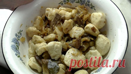 Полтавские галушки с зажаркой: украинский рецепт - Со Вкусом