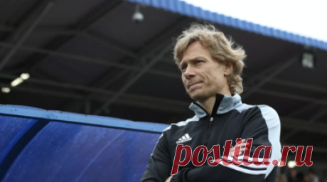 Карпин назвал игру с Камеруном лучшим матчем России после отстранения. Главный тренер сборной России Валерий Карпин назвал лучший матч национальной команды после отстранения от международных выступлений. Читать далее