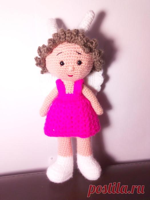 Вязаная девочка-ангел 25 см. Ручная работа