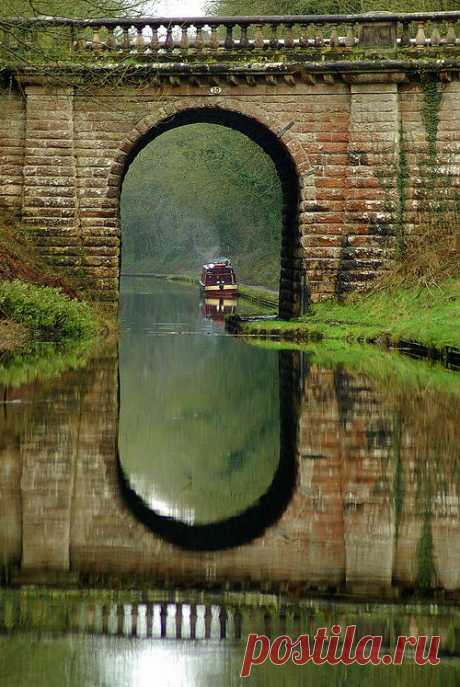 Canal Bridge, Shropshire, England | Amazing Pictures - Amazing Pictures, Images, Photography from Travels All Aronud the World
