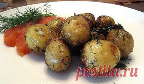 Молодая картошка в сметане — Домашняя кулинария