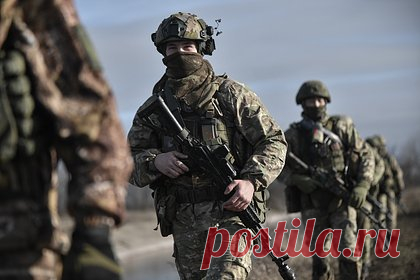 Стало известно о наступлении России на двух направлениях под Запорожьем. Российские военные ведут наступательные действия на запорожском участке линии соприкосновения на двух направлениях — в районе городов Орехов и Гуляйполе. Об этом сообщил председатель движения «Мы вместе с Россией» Владимир Рогов. Он отметил, что по этим направлениям ведутся активные боевые действия.
