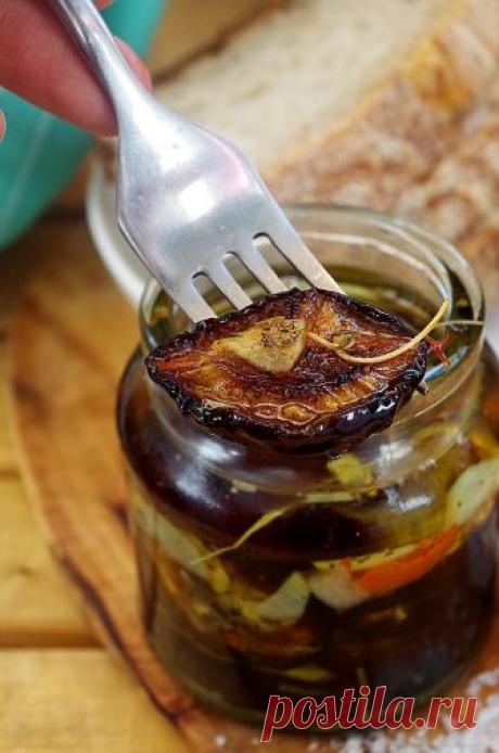 МАРИНОВАНИ СЛИВИ С ЧЕСЪН ,ПОДПРАВКИ И СОЛ
