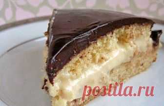 Бостонский кремовый торт
Ингредиенты:

Мука - 125 г
Яйцо - 4 шт.
Сахар - 150 г
Разрыхлитель - 1 ч.л.
Лимонный сок - 1 ч.л.
Растительное масло - 3 ст.л.
Сливки - 50 мл
Шоколад - 200 г

Для крема:
Молоко - 500 мл
Яйцо - 2 шт.
Сахар - 100 г
Крахмал - 30 г
Ваниль
Сливочное масло - 50 г