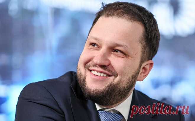 Руководитель Росавиации Ядров возглавил совет директоров Домодедово. Совет директоров управляющей компании аэропорта Домодедово возглавил руководитель Росавиации Дмитрий Ядров, сообщила пресс-служба ведомства.