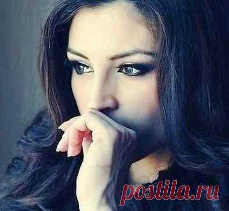 Клеймим мы лицемерие и ложь..И правду нам увидеть очень важно..Но...если маски все с людей сорвешь..Представь себе...как это будет страшно.