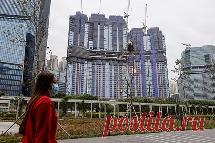 Второго по величине застройщика Китая захотели ликвидировать вслед за первым. Высокий суд Гонконга рассмотрит заявление кредитора о ликвидации второго по величине застройщика в Китае Country Garden, которого ранее власти страны включили в число претендентов на получение финансовой помощи. Лидера списка — компанию Evergrande — инстанция ликвидировала около месяца назад.