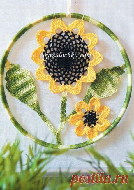 Подсолнухи - вязаное панно