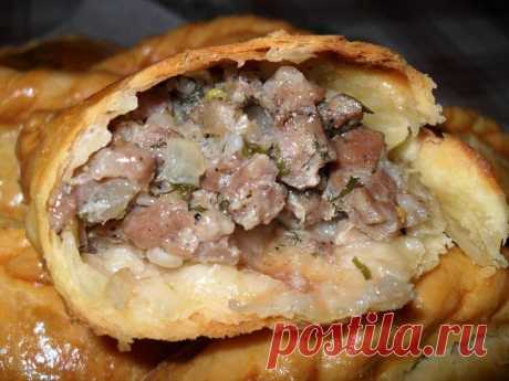 Караимские пирожки с мясом! Тесто хрустит, а начинка — объедение… » MAKATAKA