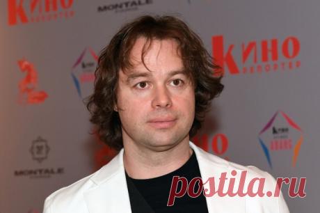 Актер Виталий Гогунский получил штраф за езду на самокате. Звезда «Универа» был наказан за передвижение по проезжей части.