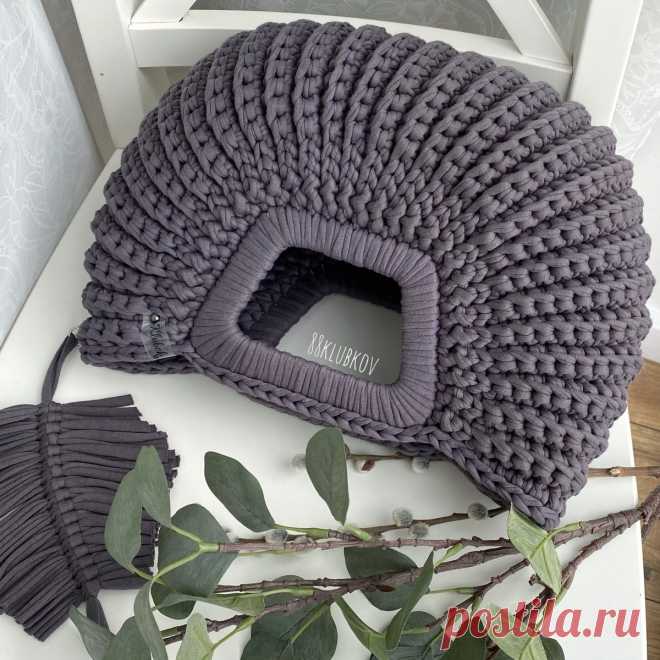 Подробный видео урок на YouTube. Сумка крючком, сумка ракушка, сумка из трикотажной пряжи