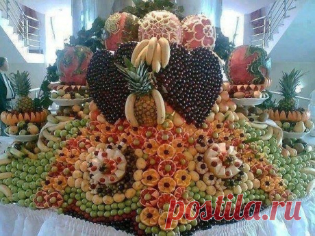 украшение из фруктов для свадебного стола.