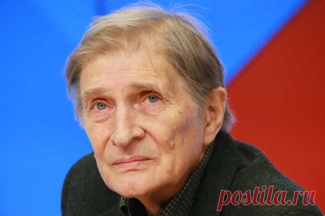 Сын Игоря Ясуловича назвал плановой госпитализацию отца. По его словам, с актером все нормально.