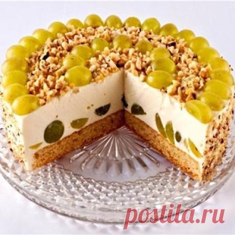 Творожно-фруктовый торт без выпечки