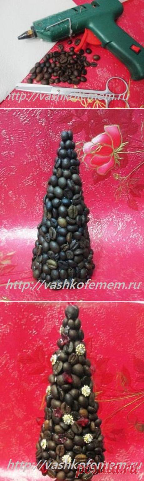 Поделка елочка из кофейных зерен