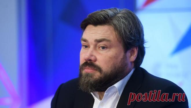 Стало известно, кто сменит Малофеева на посту замглавы ВРНС. Учредителя Tsargrad.tv Константина Малофеева на посту заместителя главы Всемирного Русского Народного Собора (ВРНС) сменит руководитель Секретариата ВРНС Сергей Рудов. Сообщается, что он выступил с короткой речью по поводу своего избрания ...