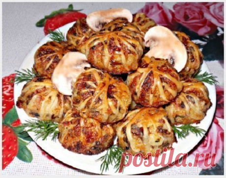 Клубочки из слоеного теста с куриным фаршем, грибами и рисом. Вкусно и необычно