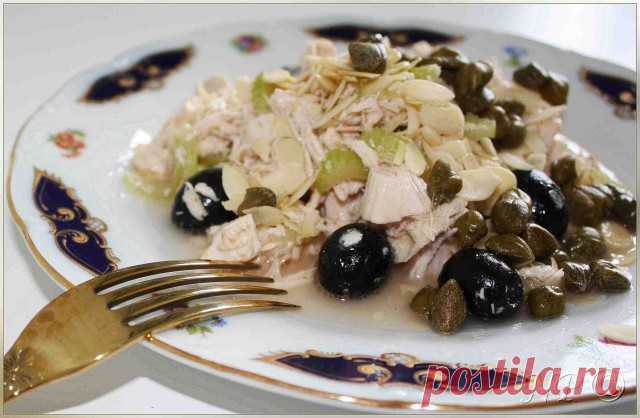 Салаты  с курицей и сельдереем : вкусно и полезно 
Еще несколько лет назад никто и знать не знал, что такое сельдерей. По крайней мере, о нем не так часто упоминалось в газетах, кулинарных шоу и в пособиях о правильном питании. Однако негативные факт…