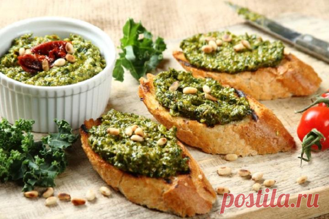 Зеленый соус песто из листовой капусты – пошаговый рецепт с фото.