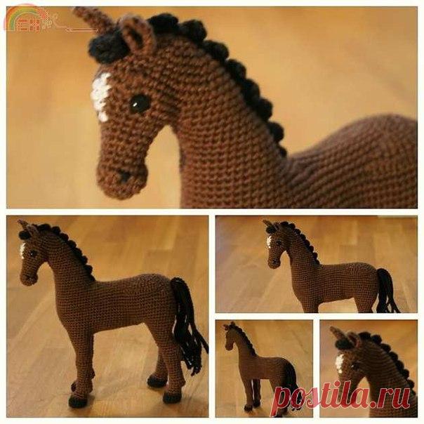 Запись на стене ЛОШАДКА ХЕЙЛИ от  Zizidora  . Перевод - Юлия Костицина. #ОписанияИгрушек #крючок #амигуруми #перевод_описаний  #лошадки_ослики@norka_homyachka Пряжа и крючок:  можно использовать любую пряжу.Размер готовой лошади будет зависеть от выбранных Вами пряжи и крючка.Цвета: Коричневый, черны..