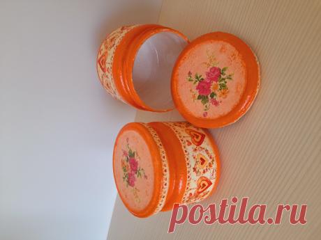 Стеклянные баночки в технике декупаж для специй.