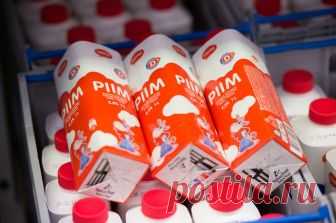 10 продуктов, которые можно есть после истечения срока хранения 
 
Многие из нас никогда не притронутся к пище с истекшим сроком годности. Однако существуют определенные продукты питания, которые безопасно есть даже в том случае, если этот срок миновал.
 
Молоко
П…