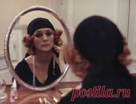 Валентина Кортезе в фильме «Лодка на траве», 1971 год   |  Умерла 96-летняя итальянская кинодива Валентина Кортезе - Кино Mail.ru
