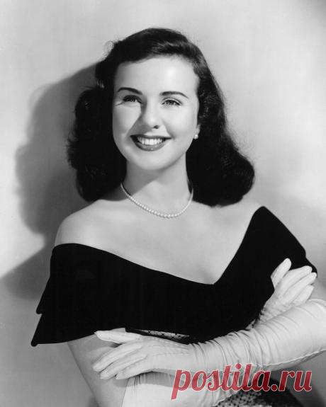 Дина Дурбин, 4 декабря, 1921
• 17 апреля 2013