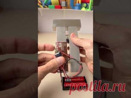 🌑 Переключатель магнитного поля одним щелчком Эксперименты с магнитами #Shorts Игорь Белецкий