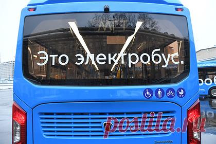 Москве предсказали масштабную трансформацию транспорта. Столице России предсказали масштабную трансформацию общественного транспорта в сторону электрификации. Об этом сообщил заместитель мэра города Максим Ликсутов агентству новостей «Москва» 18 августа. Уже сейчас автопарк на 70 процентов электрический, в ближайшее время показатель достигнет 90 процентов.