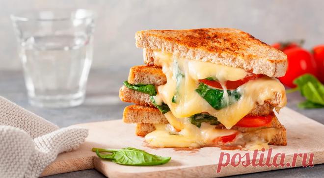 Что можно приготовить за 5 минут. 7 идей: пицца в лаваше, бутерброд, кекс в кружке и другие вкусные блюда — читать на Gastronom.ru Бывает так, что проспал, поэтому на завтрак ровно 5 минут и ни секундой больше. Или так — дедлайн и нет времени, но не оставлять же семью голодной! Так что же можно приготовить за 5 минут, если такое вообще реально? Вы удивитесь, но очень многое — ом - статья на кулинарном сайте Gastronom.ru