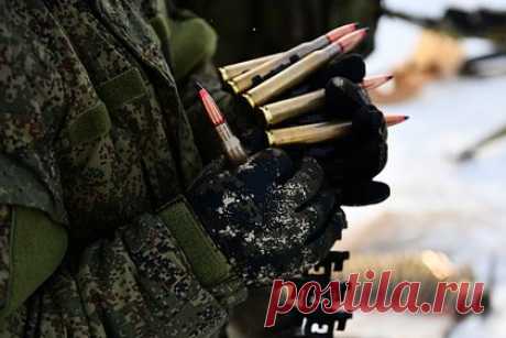 США отказались передавать суду в Гааге данные о «военных преступлениях России». Пентагон заблокировал передачу данных администрацией президента США Джо Байдена в Международный уголовный суд в Гааге о возможных преступлениях России. По информации The New York Times, оборонное ведомство опасается создания прецедента для последующего обвинения американских военных.