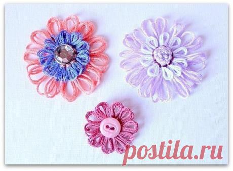 Простой съёмный воротничок из фетра с кружевом