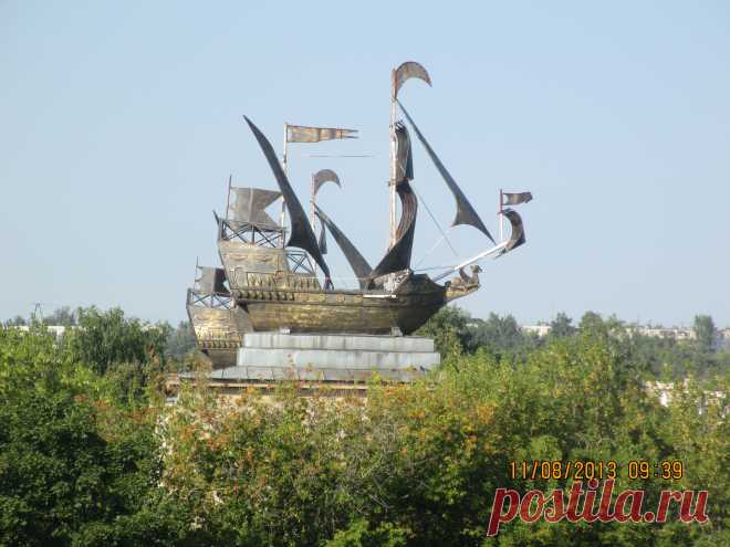 Корабль на Яхроме.