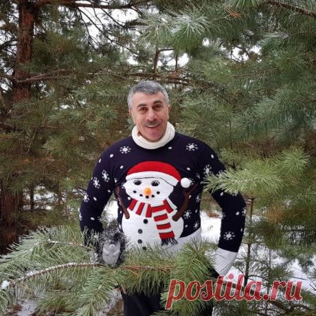 Редко говорите "нет": доктор Комаровский дал совет по воспитанию детей Врач-педиатр Евгений Комаровский воспитал двоих сыновей, а сейчас нянчится с внуками, которых у него тоже двое. Будучи человеком с опытом в общении и воспитании детей, он решил дать совет родителям, рассказав о том, как важно придерживаться своей уже озвученной позиции и не потакать детским капризам.