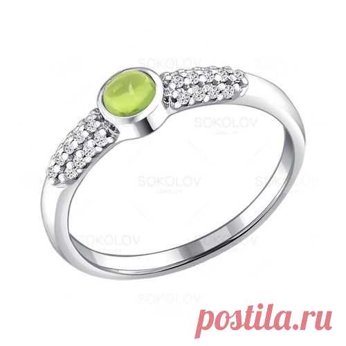 Кольцо из серебра с фианитами и хризолитом арт. 92010830  390 р