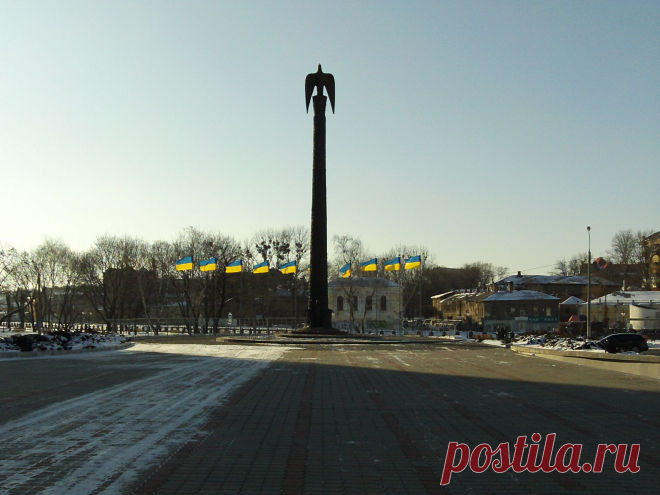 Памятник которого уже нет.