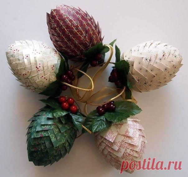Новогодние шишки из бумаги (а можно попробовать из ткани) на елку. Мастер-класс. / Сферический бизнес