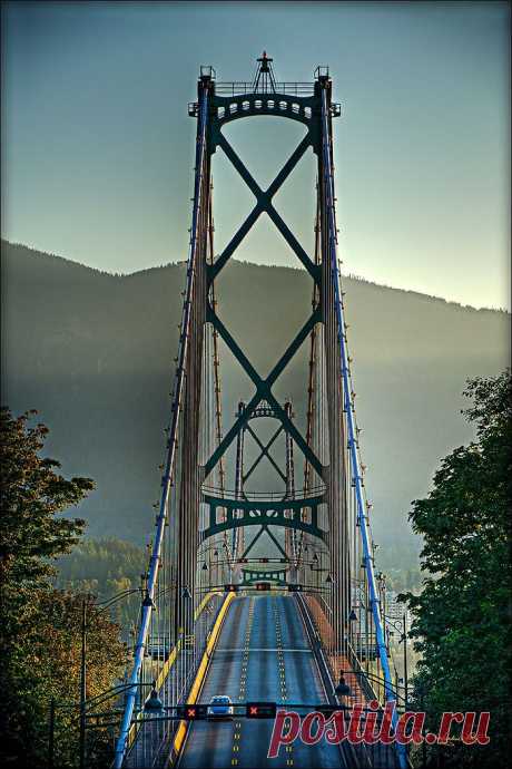 Lions Gate Bridge, Vancouver, BC  |  Lions Gate Bridge