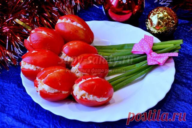 Холодная закуска к Новому году из помидоров и сыра. Тюльпаны. Рецепт с пошаговыми фото