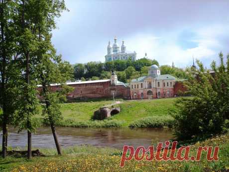 Река Днепр в Смоленске. На холме - Успенский собор.   ---   Dnjepr in Smolensk  Kostenloses Stock Bild HD - Public Domain Pictures