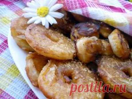 Пончики фруктовые вкусные и хрустные - кулинарный рецепт.