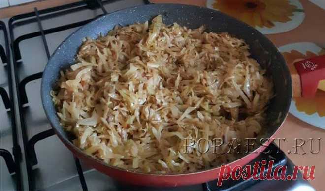 Капуста жареная на сковороде — очень вкусные рецепты Статья для тех, кто хочет узнать как приготовить вкусную жареную капусту на сковороде. Подробное пошаговое описание с фотографиями вам в помощь.