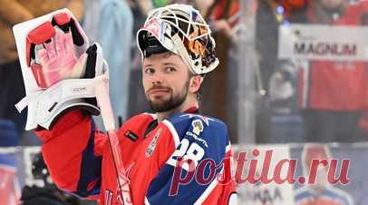 «Может стать неприятным прецедентом»: КХЛ зарегистрировала контракт Федотова с ЦСКА, несмотря на недовольство НХЛ. ЦСКА объявил о подписании соглашения с Иваном Федотовым до окончания сезона-2024/25. КХЛ официально зарегистрировала его и подчеркнула, что вратарь имеет полное право выступать за армейцев. В свою очередь, вице-комиссионер НХЛ Билл Дэйли, напротив, напомнил о сохраняющихся у россиянина контрактных обязательствах перед «Филадельфией». По словам агента Алексея Дементьева,…