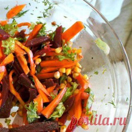 Салат с кукурузой, свеклой и морковью рецепт – салаты со свеклой, вегетарианская еда: салаты