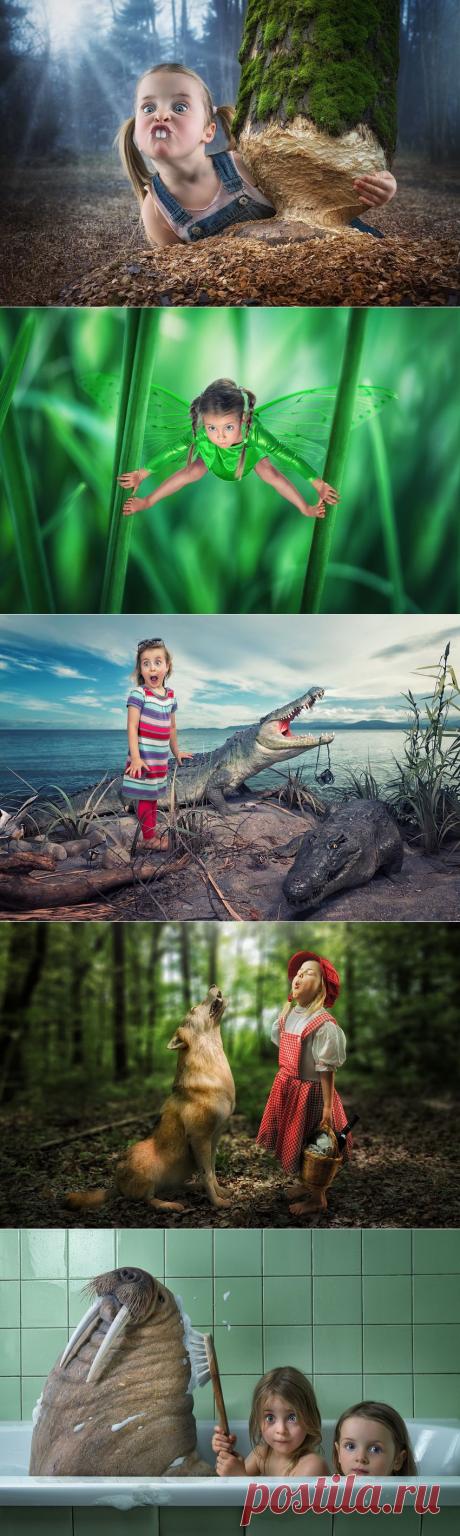 И чтоб был повод для улыбки мимоходом.... Фотограф John Wilhelm..