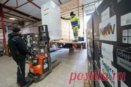 В Германии закупят сотни генераторов для Украины. Корпорация международного сотрудничества Германии (GIZ) опубликовала тендер на закупку нескольких сотен генераторов для передачи Украине, контракту на закупку оборудования присвоен статус чрезвычайной срочности. «Лента.ру» ознакомилась с соответствующей тендерной документацией.