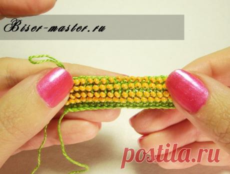 УЧИМСЯ ВЯЗАТЬ С БИСЕРОМ. 
МАСТЕР-КЛАССЫ.

Учимся вязать прямое полотно с бисером. Часть 1.
Учимся вязать прямое полотно «английским» способом:
https://biser-master.ru/211-uchimsya-vyazat-pryamoe-po..

Учимся вязать прямое полотно «русским» способом:
https://biser-master.ru/page,2,211-uchimsya-vyazat-pry..